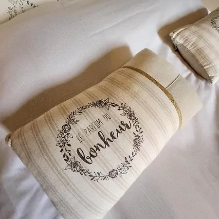 Logis Des Aulnettes Hotel