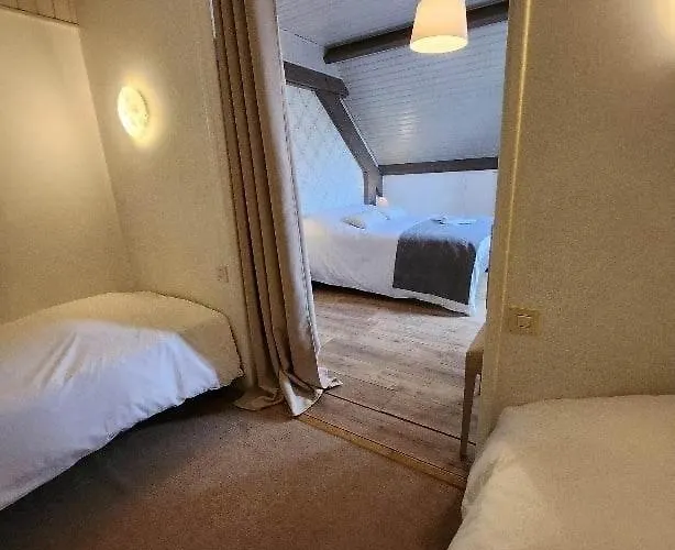 Logis Des Aulnettes ホテル エルヴィル・サン・クレア