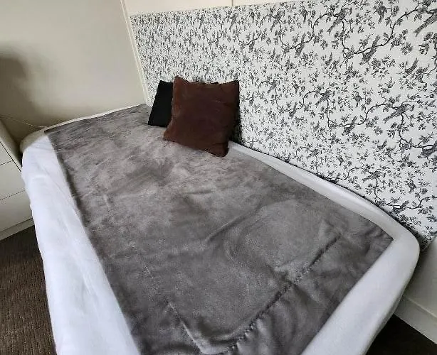 ホテル Logis Des Aulnettes エルヴィル・サン・クレア