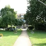Hotel Logis Des Aulnettes Herouville-Saint-Clair
