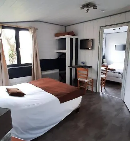 Hotel Logis Des Aulnettes Hérouville-Saint-Clair