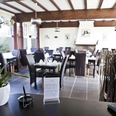 Logis Des Aulnettes 2*