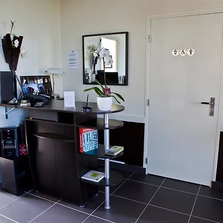 Logis Des Aulnettes 2*