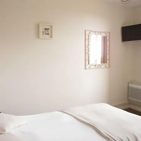 Ξενοδοχείο Logis Des Aulnettes 2*