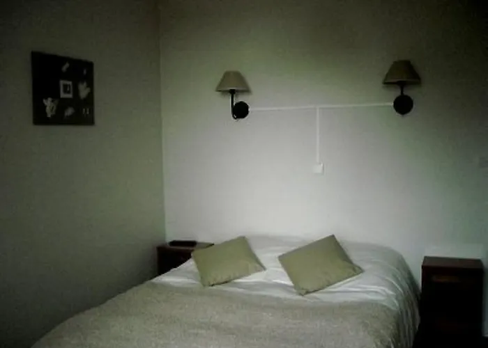 Logis Des Aulnettes 2*