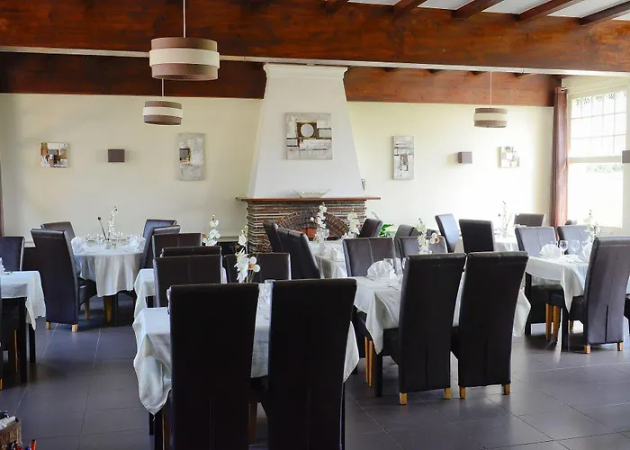 Hotel Logis Des Aulnettes 2*