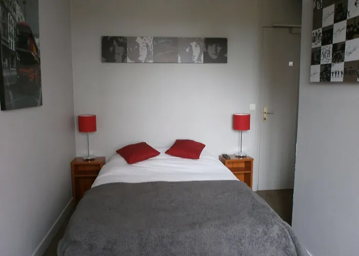 Logis Des Aulnettes Hotel Hérouville-Saint-Clair