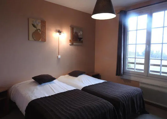 Logis Des Aulnettes 2*